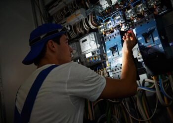 Emergency Electrician Services | Jennifer Sweet Electric